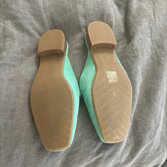 NWOT Italeau Lisa Flexlite Mules - Picture 3 of 4